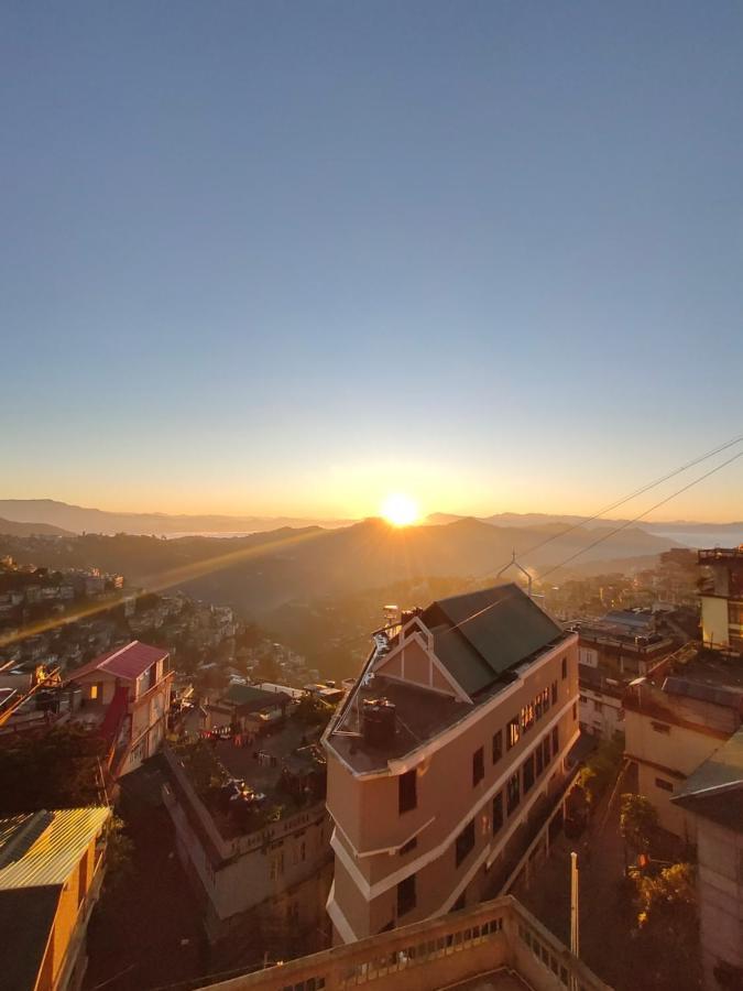 The 1998 Homestay Āīzawl 외부 사진